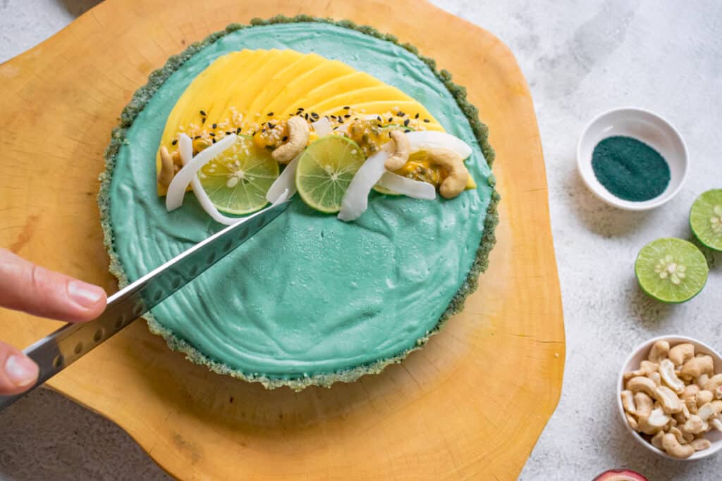 slicing-a-portion-from-key-lime-pie
