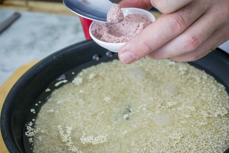 adding salt to quinoa for cooking