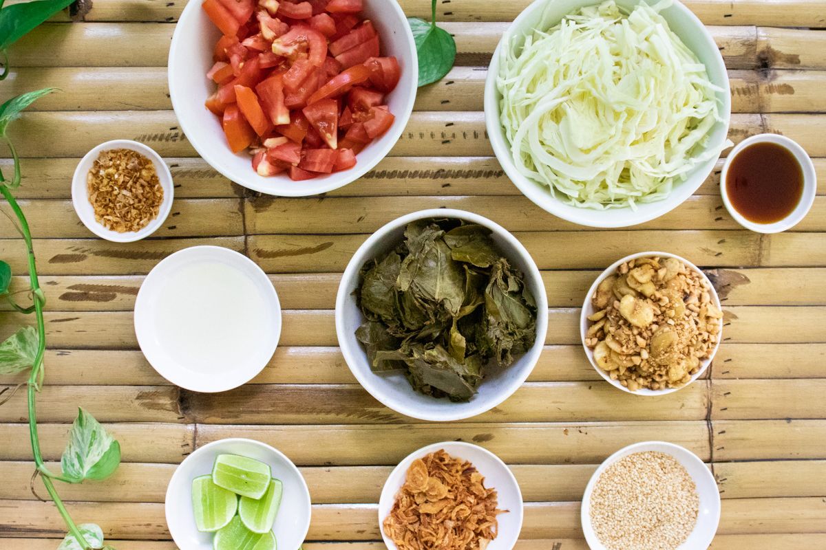 ingredients-for-making-burmese-tea-leaf-salad