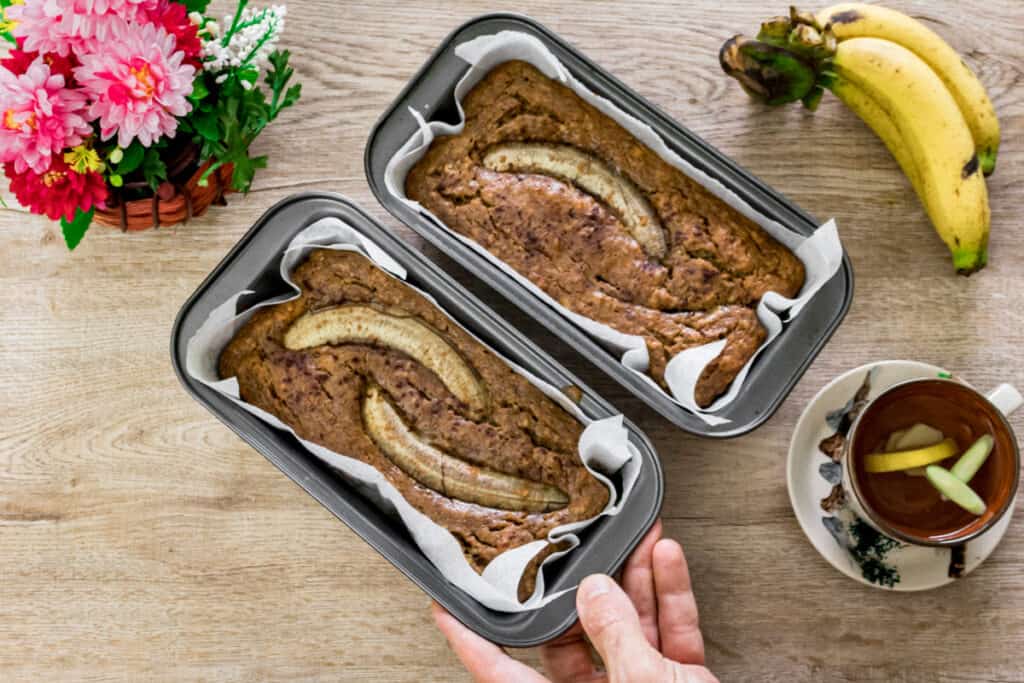banana-bread-out-of-the-oven
