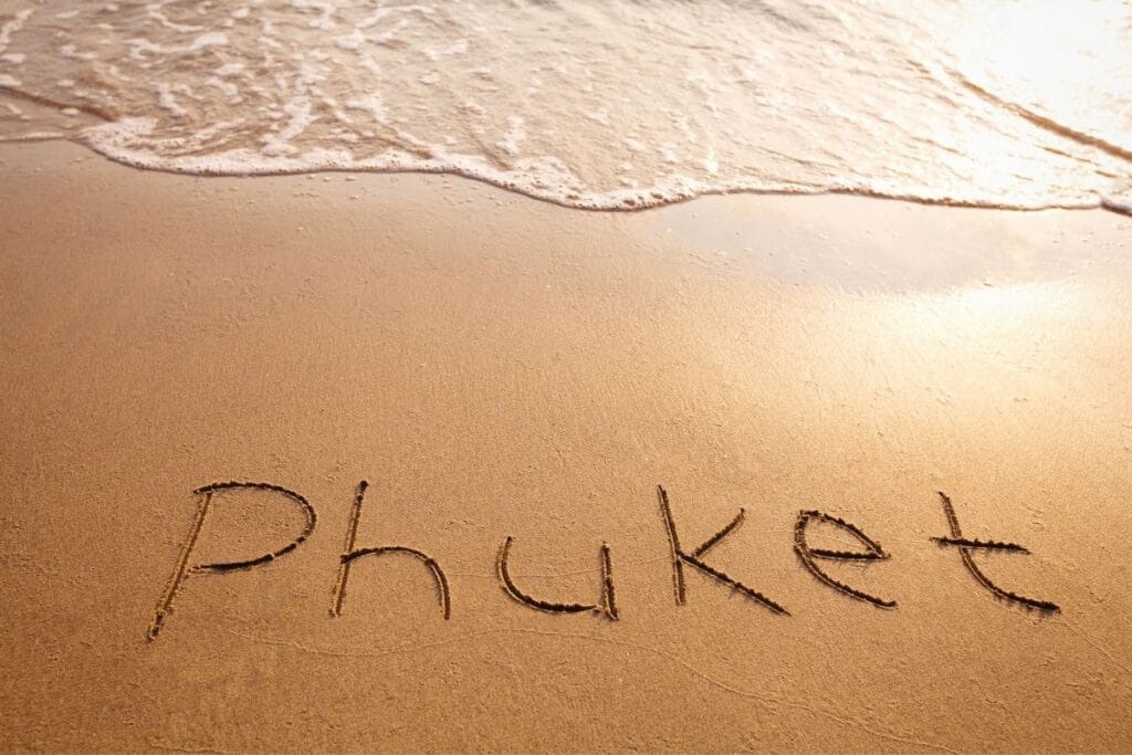 phuket-sandy-beach-with-a-small-wave