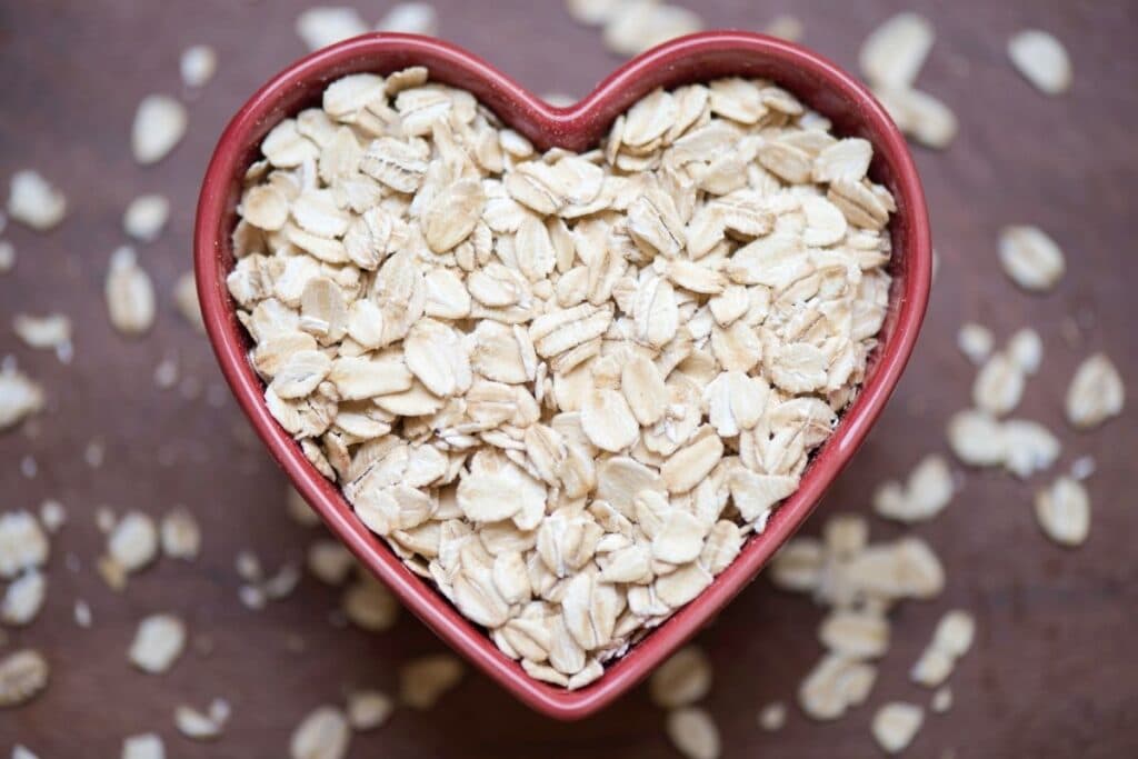 healthy-oats-in-a-love-heart