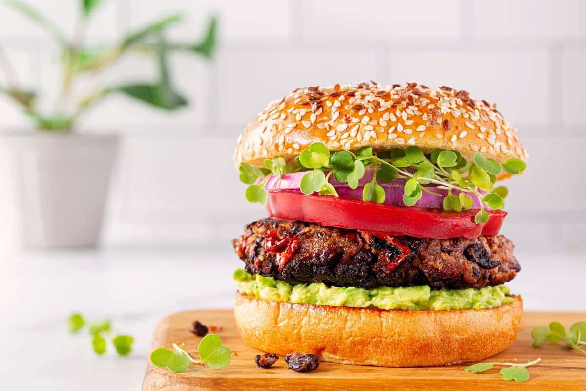 blackbean-and-beetroot-burger