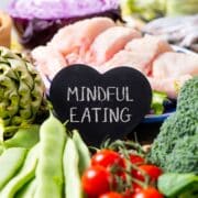 mindful-eating-sign-in-a-bowl-of-vegetables