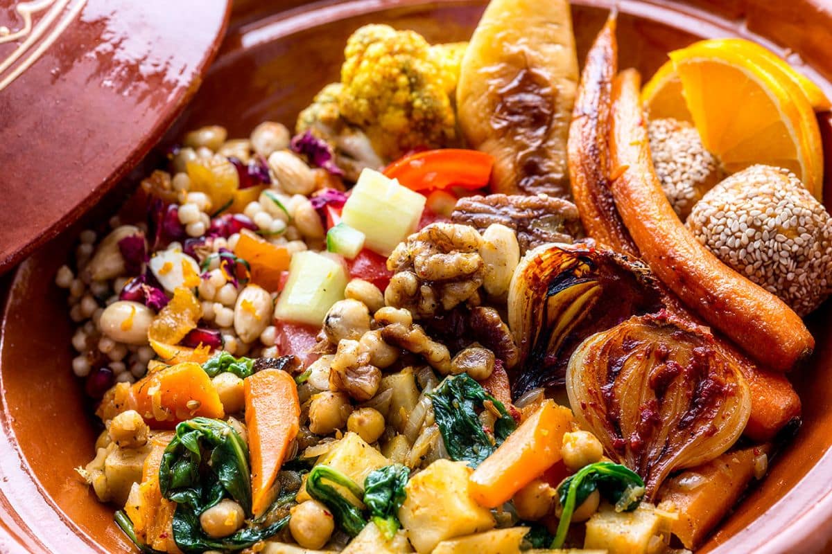 moroccan-chickpea-tagine-served-in-a-bowl
