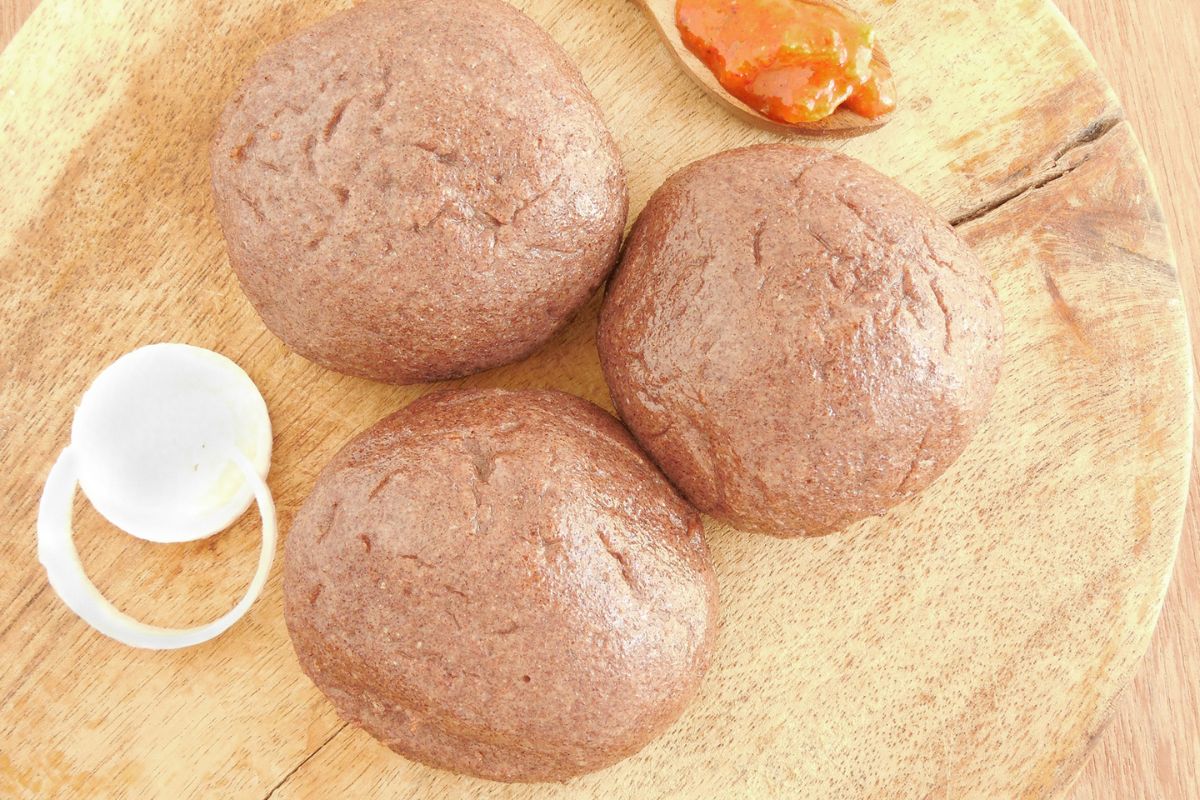 fresh-ragi-millet-balls-on-a-board