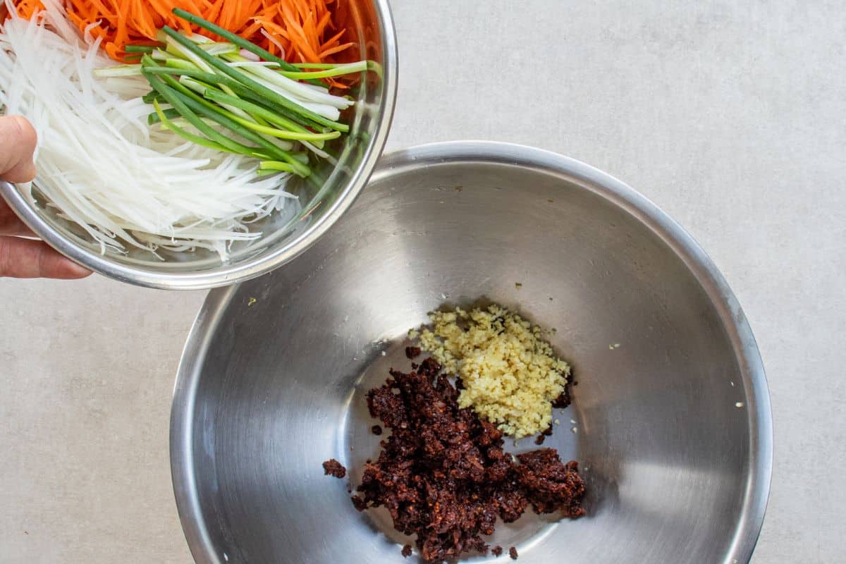 add-vegetables-to-marinade