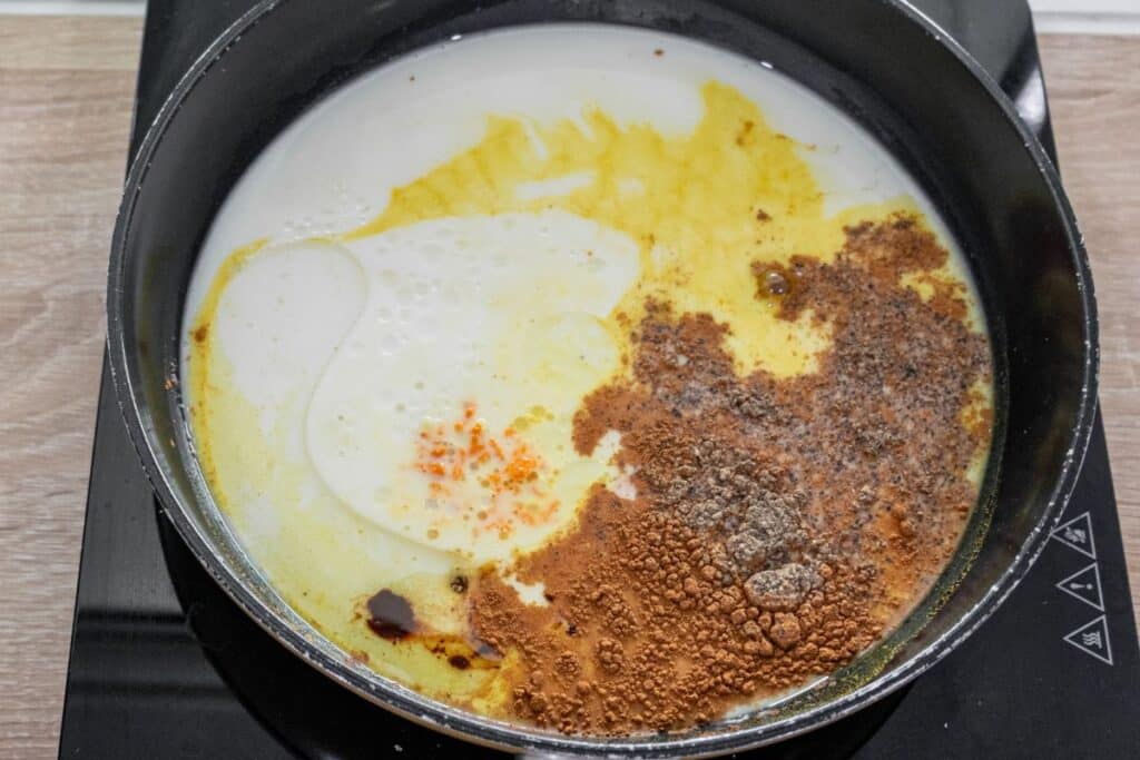 warming-milk-and-spices-for-turmeric-latte