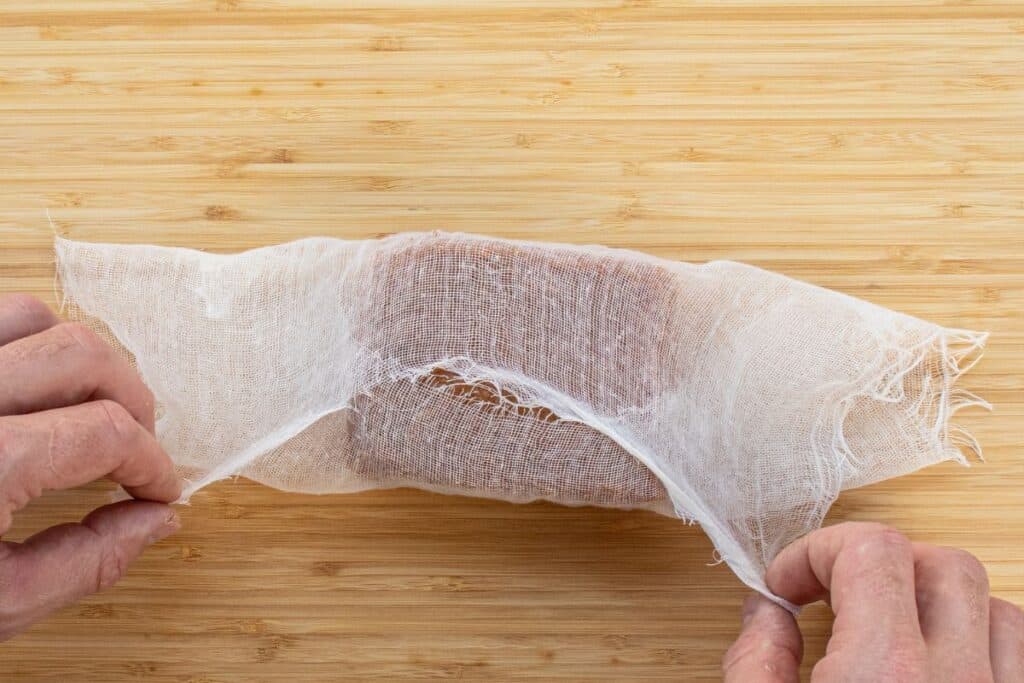 wrapping-tofu-miso-marinade-in-muslin
