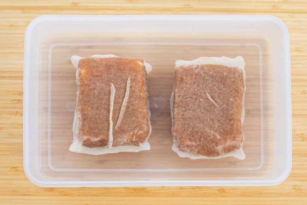 place-the-tofu-misozuke-into-airtight-container