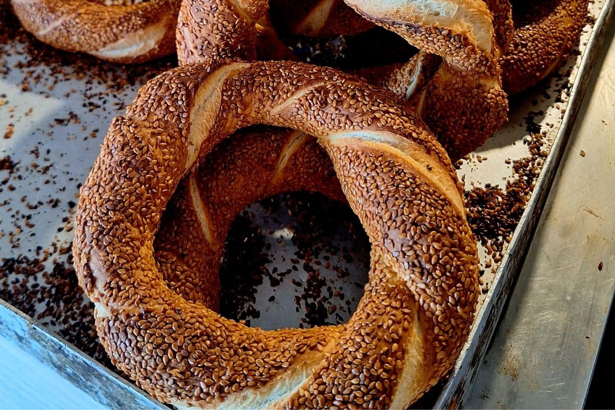 freshly baked simit