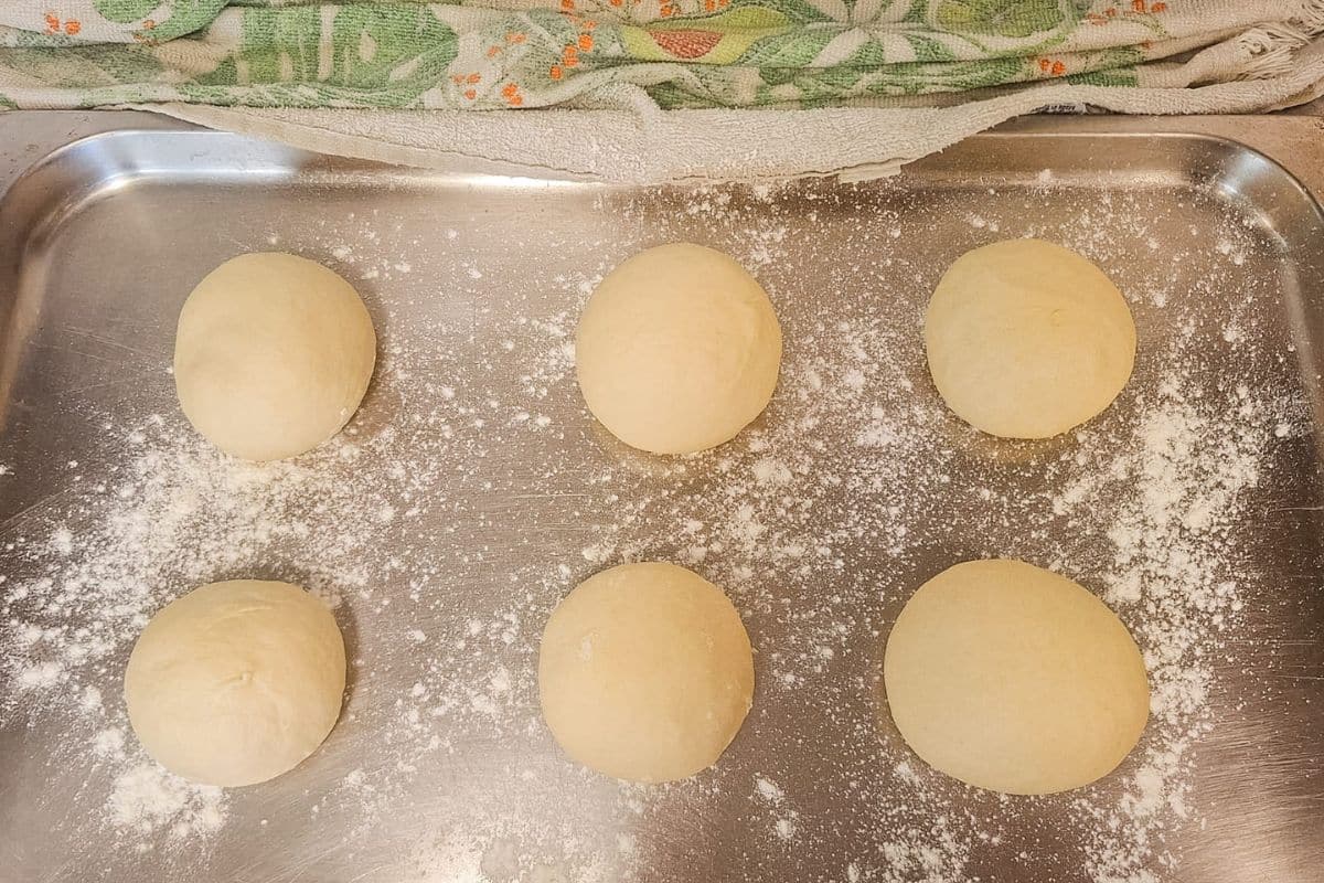 turkish-flatbread-rolled-into-100g-balls
