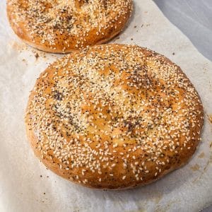 Ramazan-Pidesi-Tarifi-bread-fresh-out-of-the-oven