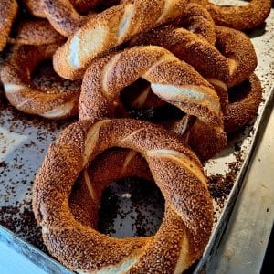 turkish-simit-bread-out-from-the-oven