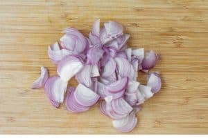 Banana-Blossom-Salad-Step-by-step-2.3-Slice-shallots.jpg