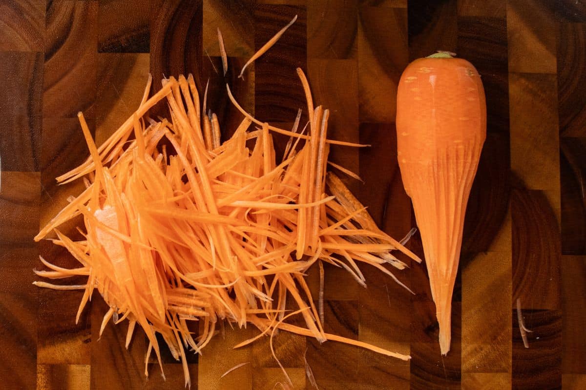 Vegan-Mango-Salad-Julienne-the-carrot